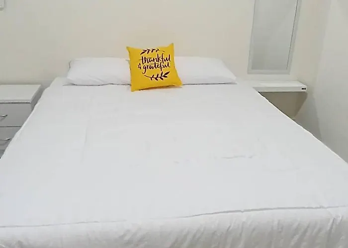 Alamii Kaoem Guest House Puncak